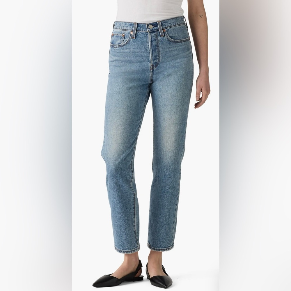 Levi’s Light Wash Wedgie Straight Jean